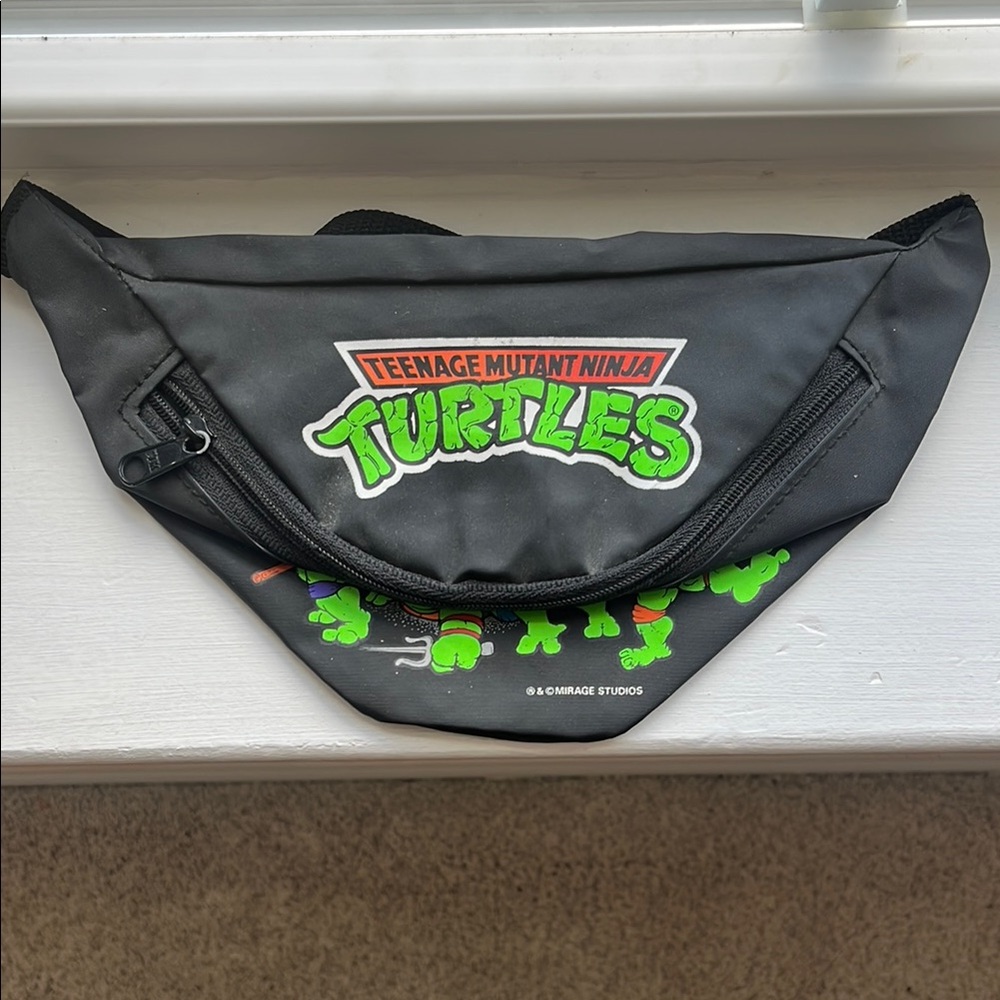 Vintage 90s- Teenage Mutant Ninja Turtles Black Fanny Pack